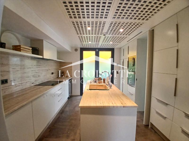 Villa meublée S+3 avec piscine à Carthage